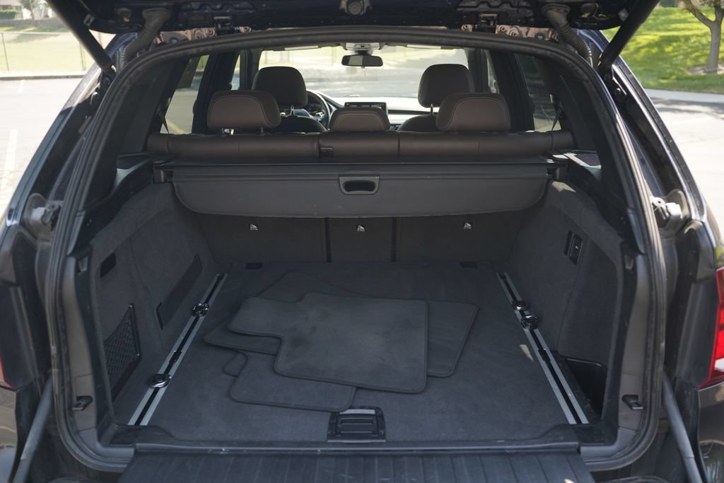 Used 2018 BMW X5 xDrive50i AWD/4WD image 12