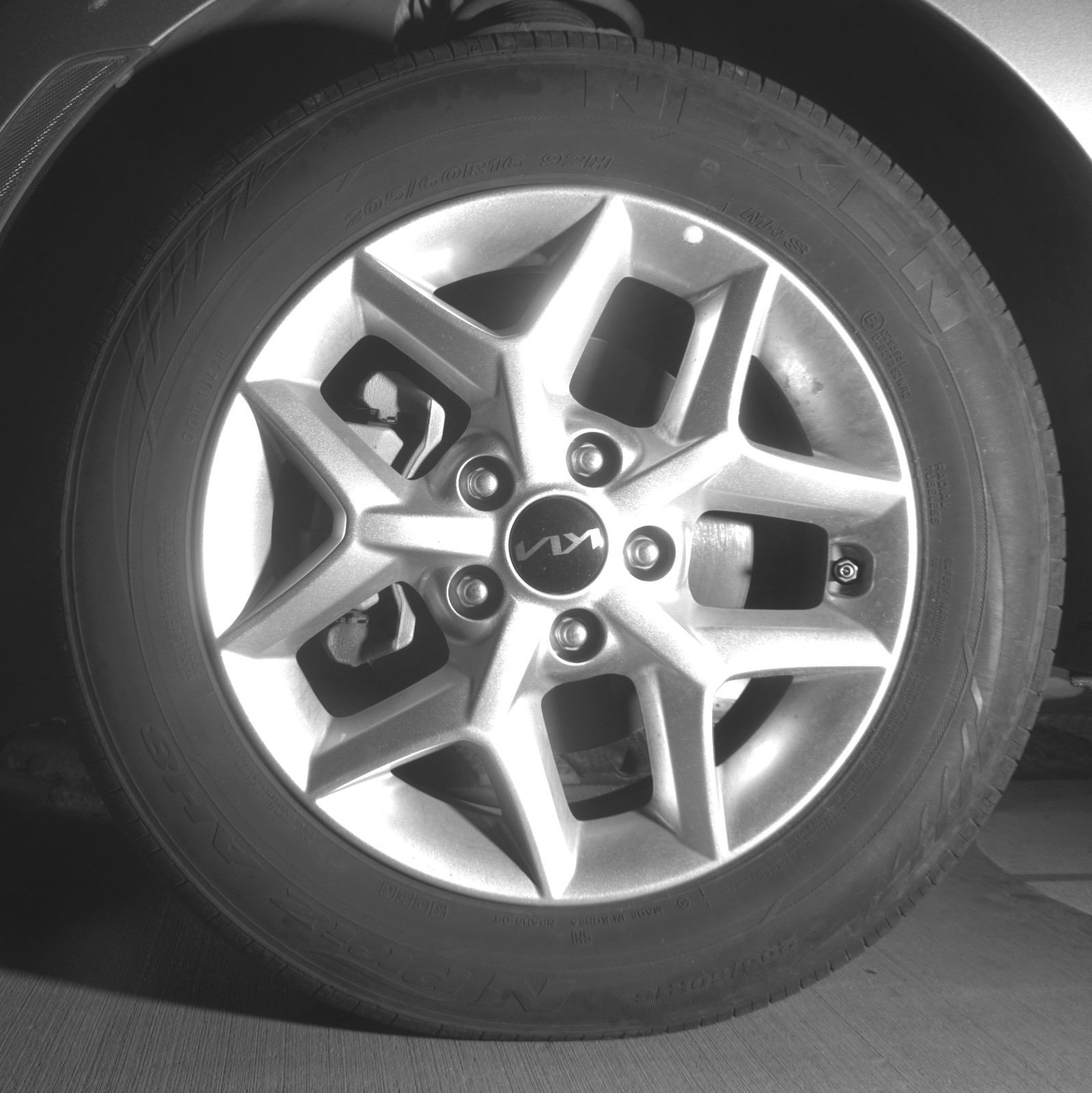 Used 2025 Kia Soul LX w/ LX Technology Package FWD image 12