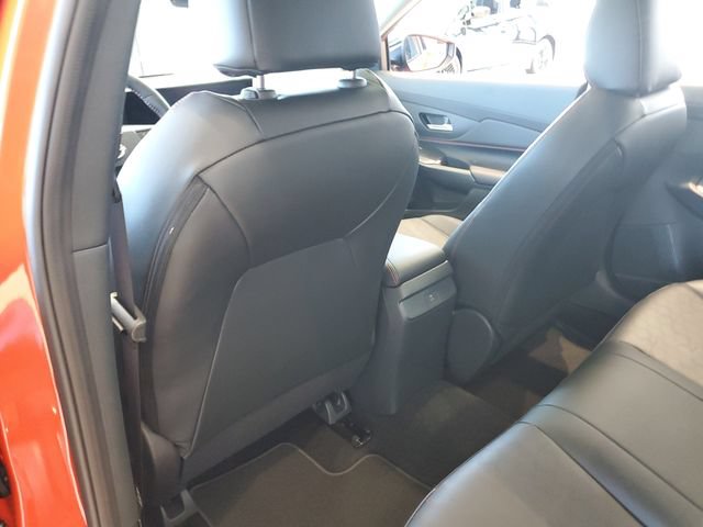 New 2026 Nissan Sentra SR w/ SR Premium Package FWD image 18