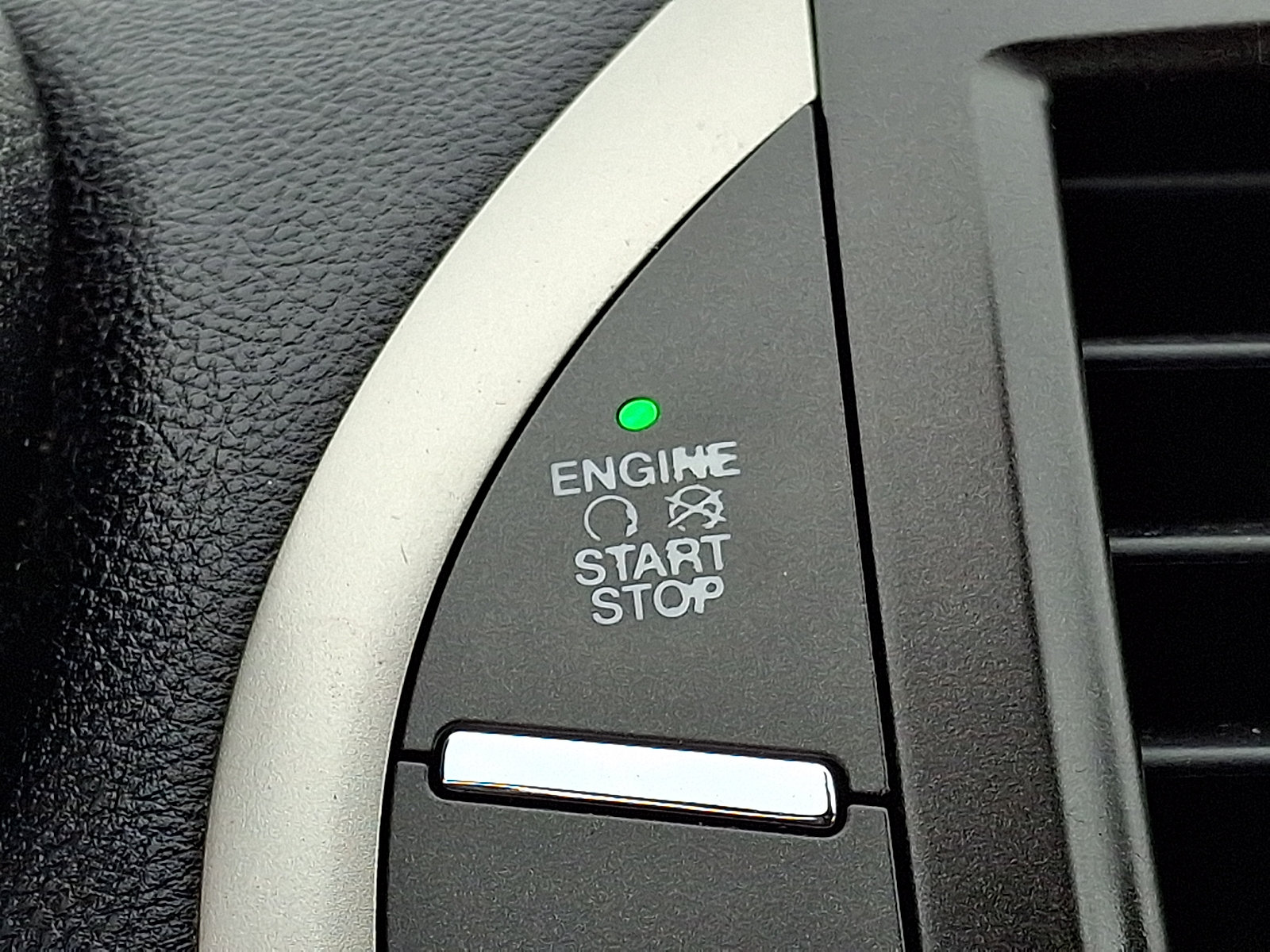 Used 2015 Lincoln MKC AWD w/ Equipment Group 102A Reserve image 28