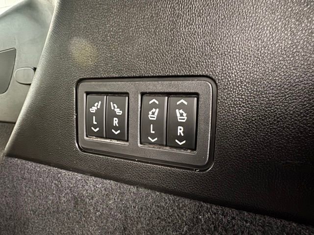 Used 2023 Cadillac XT6 Sport image 33