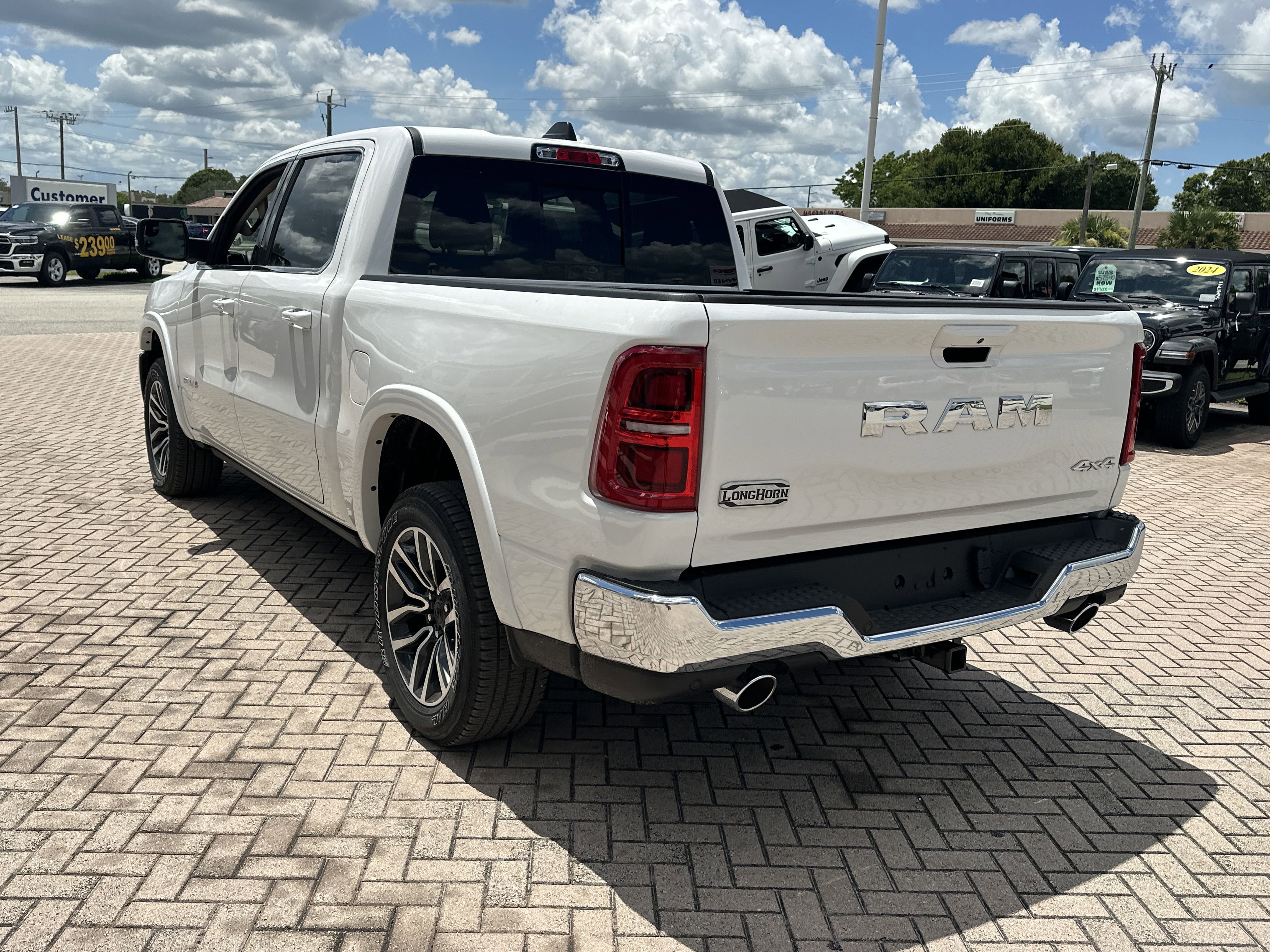 New 2026 RAM 1500 Limited image 10