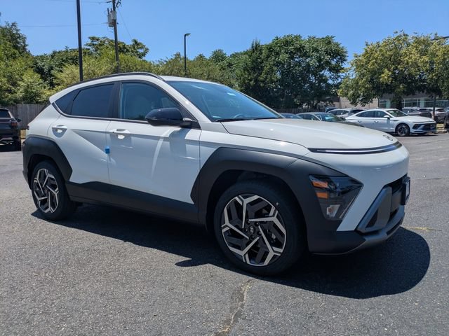 New 2026 Hyundai Kona SEL Premium FWD image 2