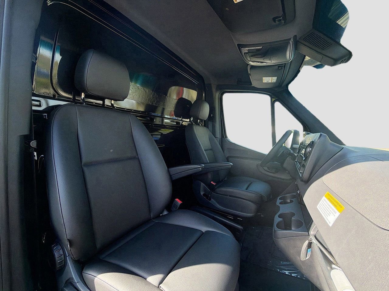 Used 2023 Mercedes-Benz Sprinter 3500 image 14