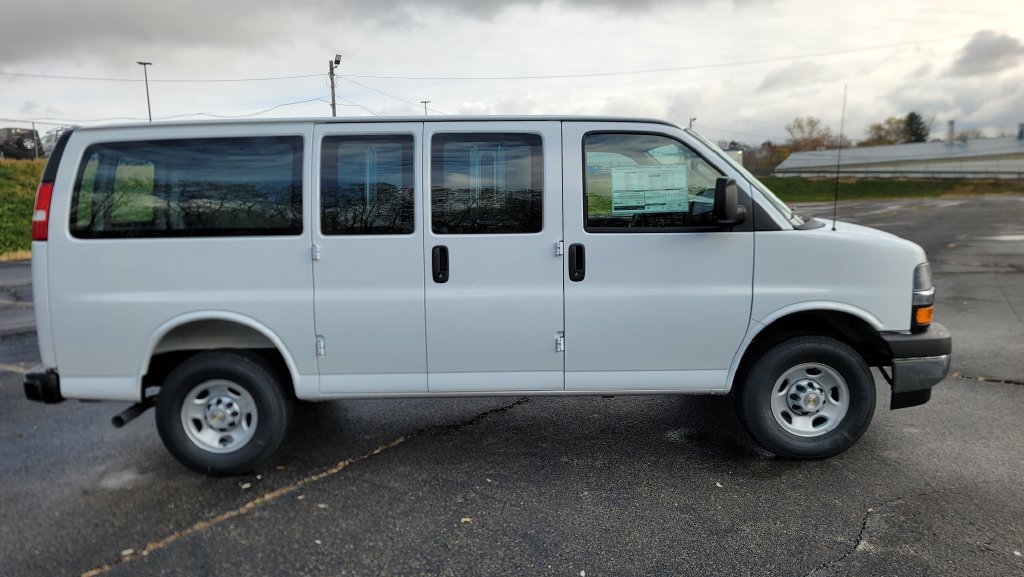New 2025 Chevrolet Express 2500 w/ Communications Package RWD image 14