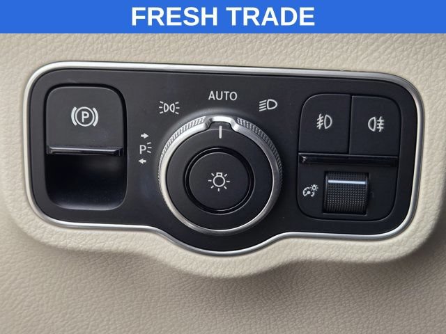 Used 2024 Mercedes-Benz GLB 250 image 21