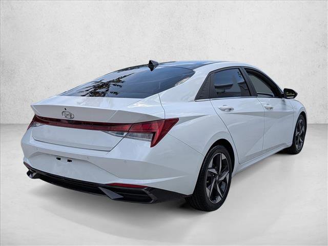 Used 2021 Hyundai Elantra Limited image 5