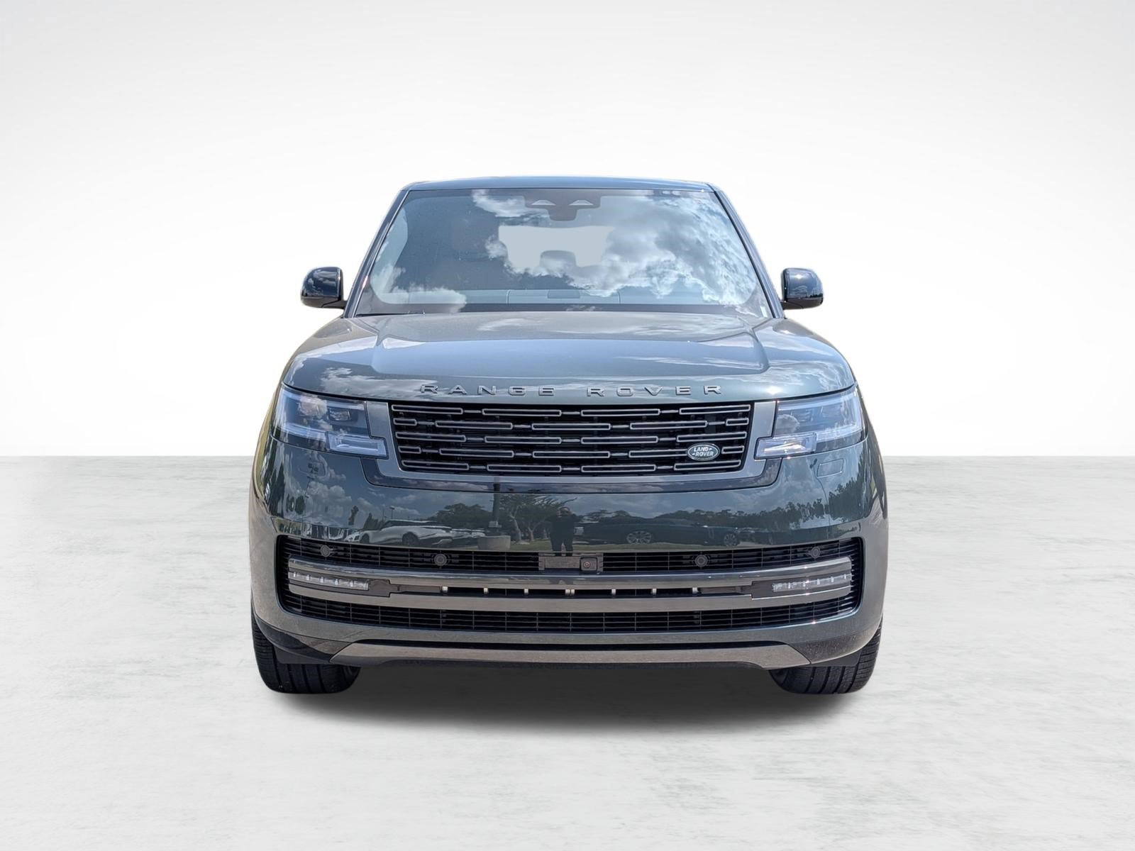 New 2026 Land Rover Range Rover Long Wheelbase SE AWD/4WD image 6