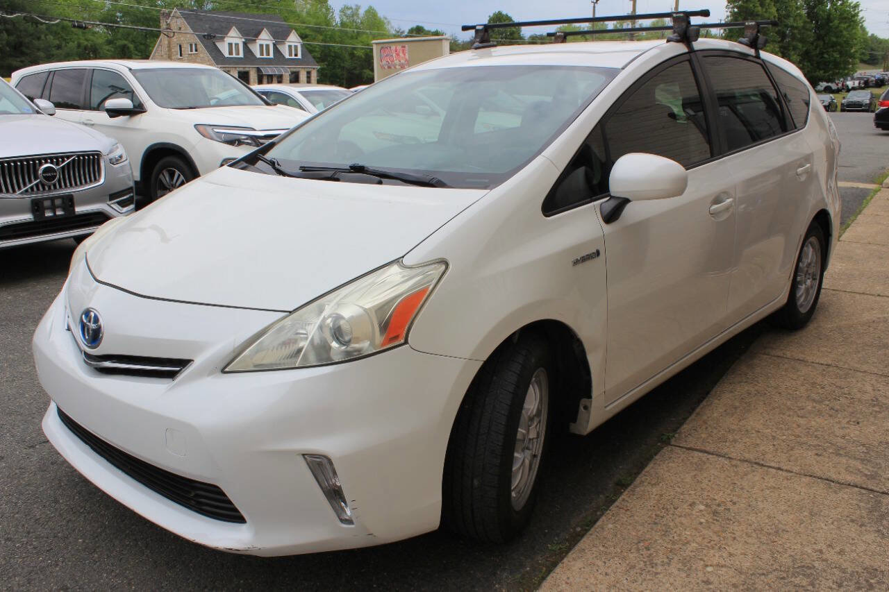Used 2013 Toyota Prius V Two FWD image 5