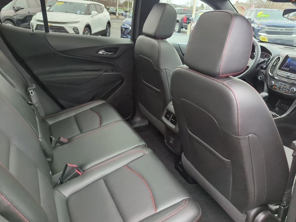 Certified 2023 Chevrolet Equinox RS w/ RS Leather Package image 18
