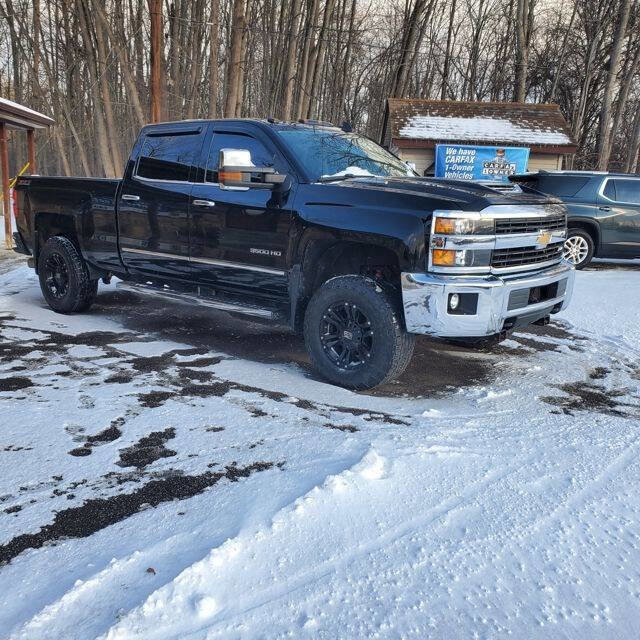 Used 2017 Chevrolet Silverado 3500 LTZ w/ Duramax Plus Package AWD/4WD image 8