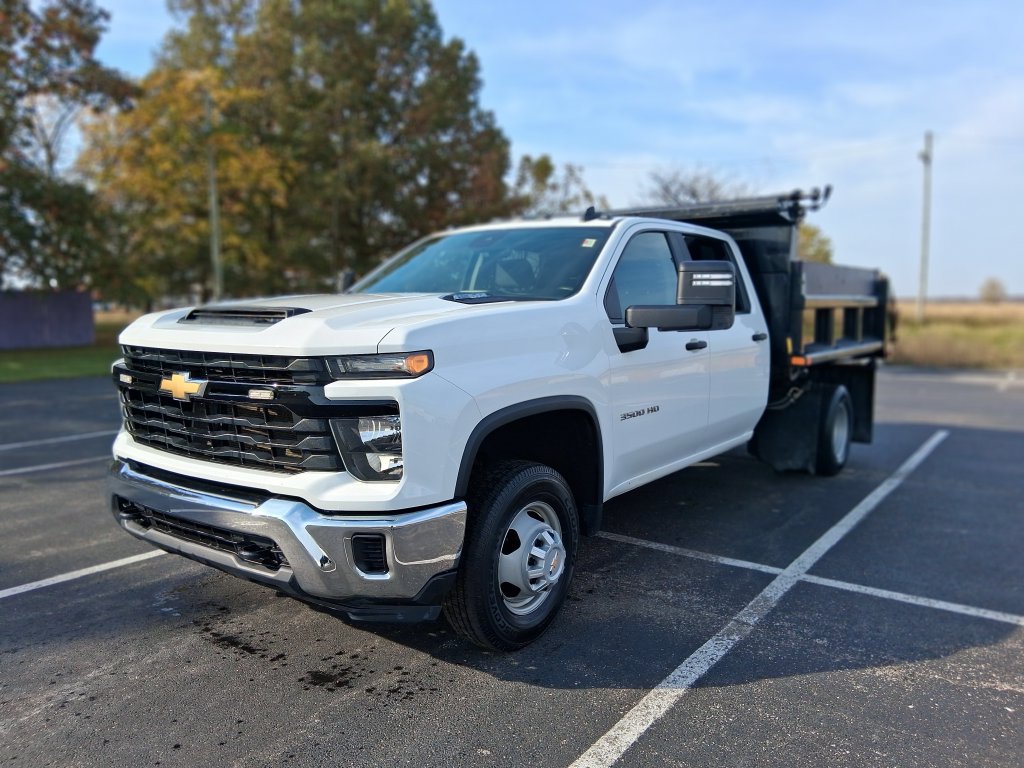 Used 2024 Chevrolet Silverado 3500 W/T w/ WT Convenience Package AWD/4WD image 3