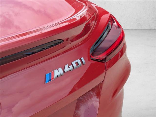 Used 2022 BMW Z4 M40i w/ Premium Package image 6