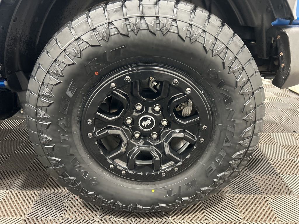 Used 2022 Ford Bronco Wildtrak AWD/4WD image 32