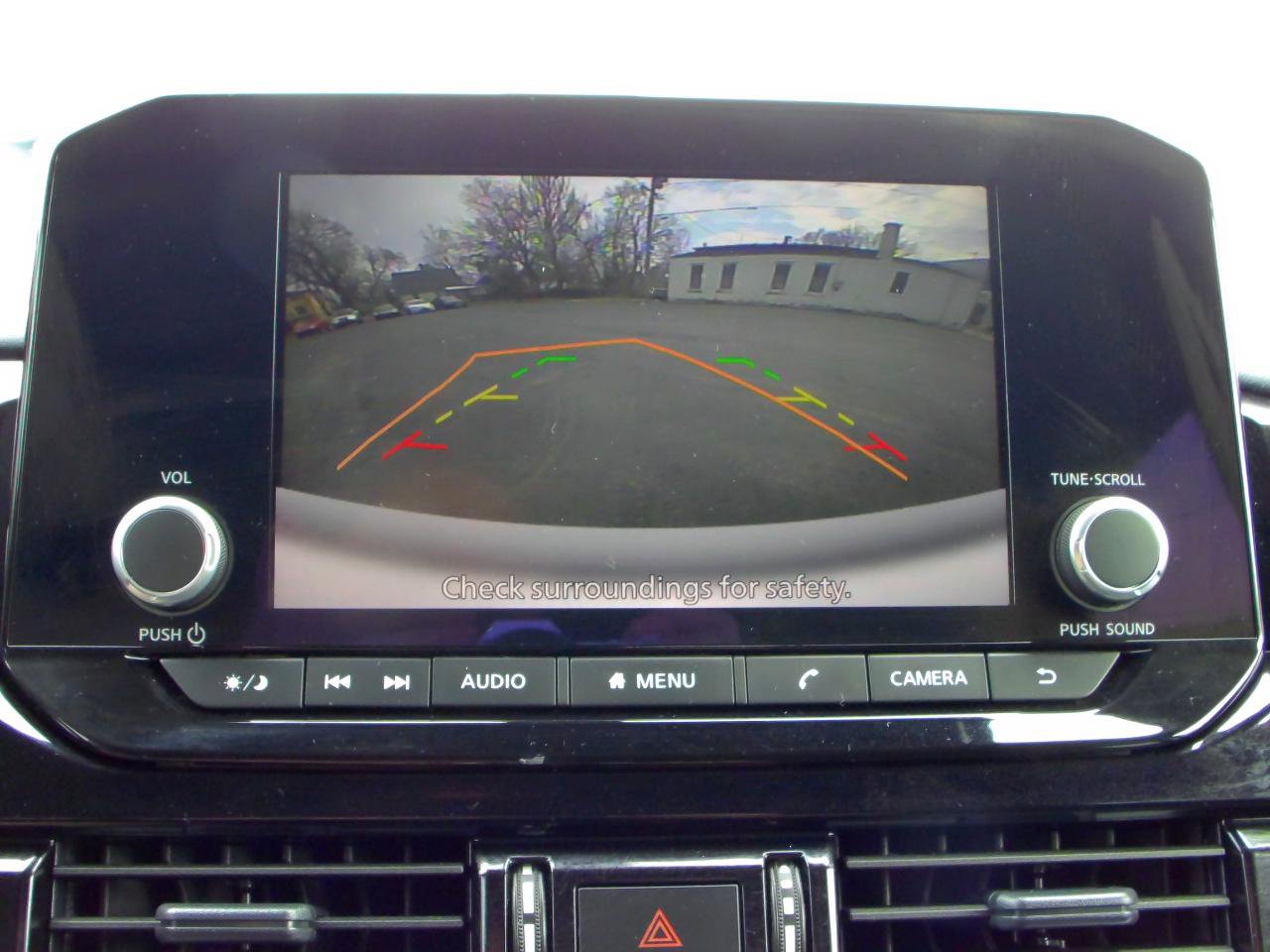 Used 2025 Nissan Pathfinder SV AWD/4WD image 20