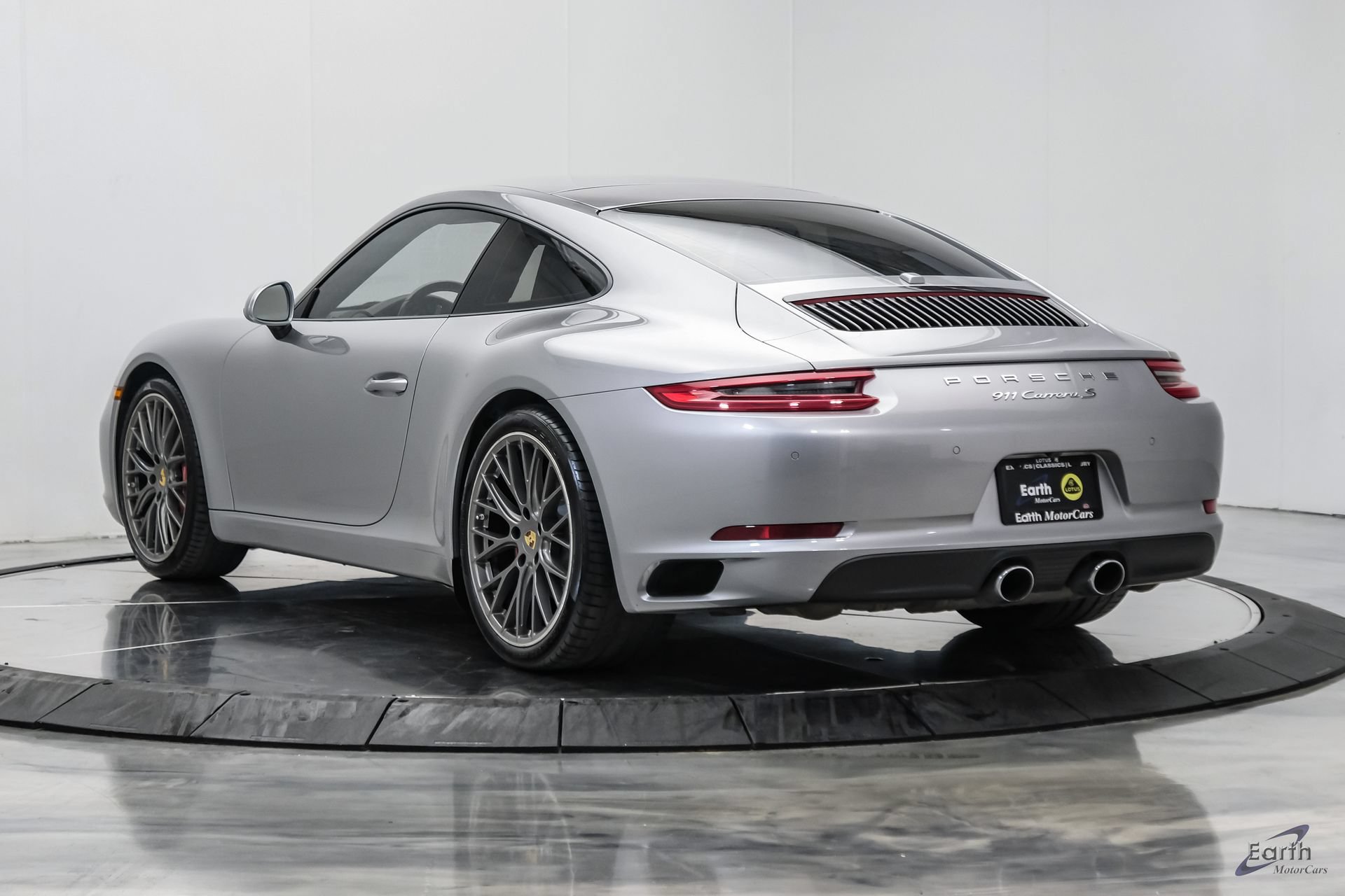 Used 2017 Porsche 911 Carrera S RWD image 10