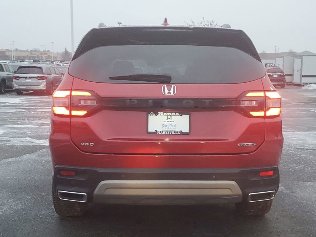 Used 2023 Honda Pilot Touring image 6