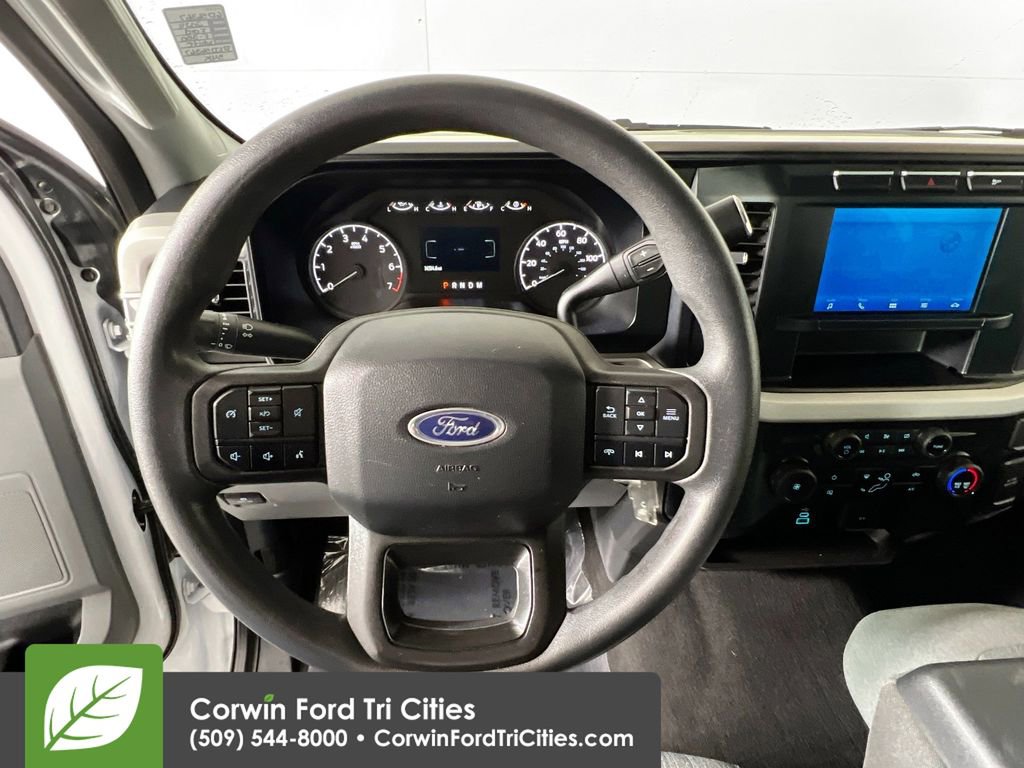 Used 2024 Ford F350 XLT image 8