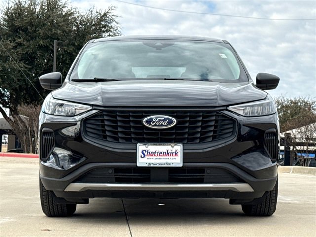 Used 2023 Ford Escape FWD image 2