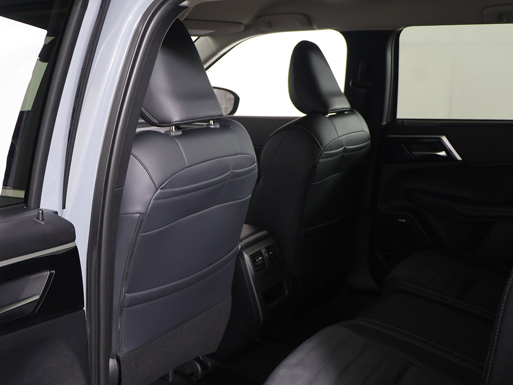 New 2026 Mitsubishi Outlander SE AWD/4WD image 28