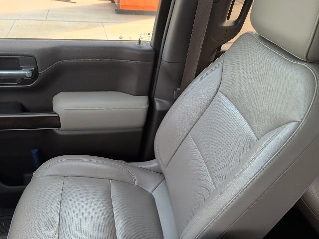 Used 2019 GMC Sierra 1500 SLT w/ Driver Alert Package I AWD/4WD image 28