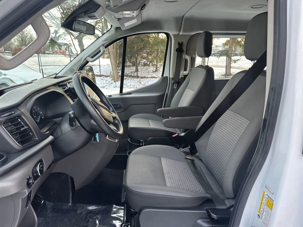 Used 2024 Ford Transit 350 XLT image 23