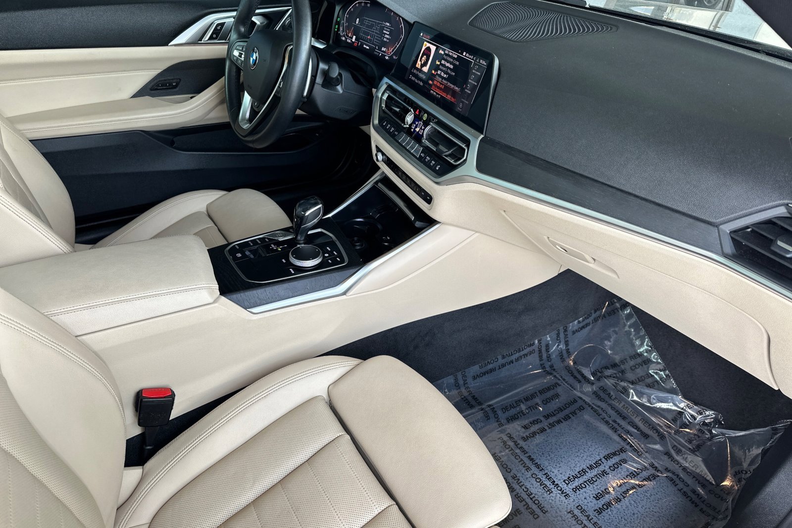 Used 2021 BMW 430i xDrive Coupe w/ Premium Package image 17