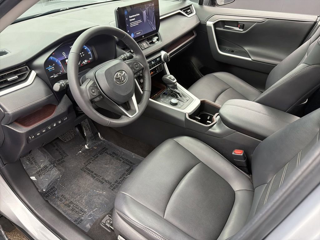 Used 2023 Toyota RAV4 Limited AWD/4WD image 9