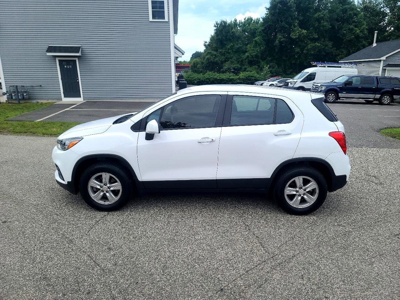Used 2018 Chevrolet Trax LS image 4