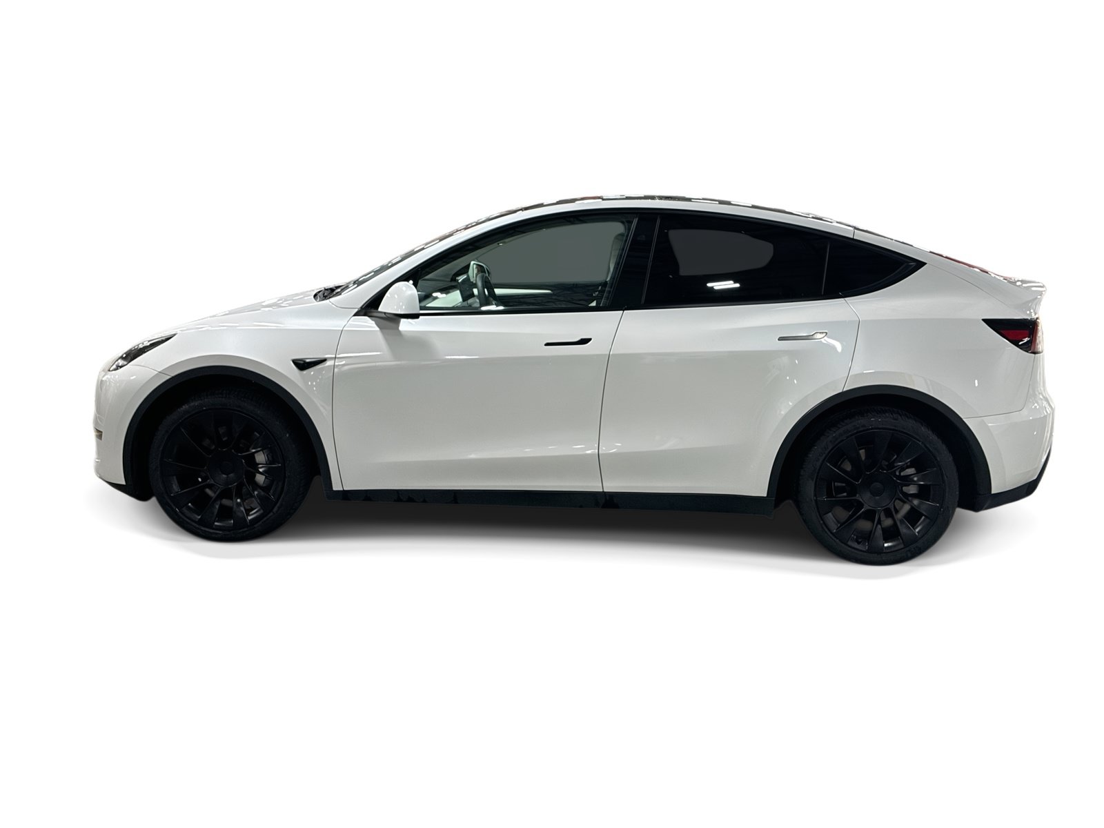 Certified 2023 Tesla Model Y Long Range AWD/4WD image 3