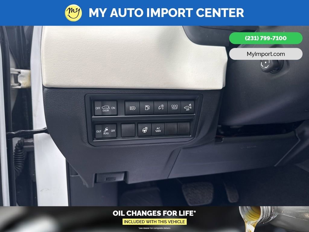 Used 2023 Toyota Sequoia Capstone image 15