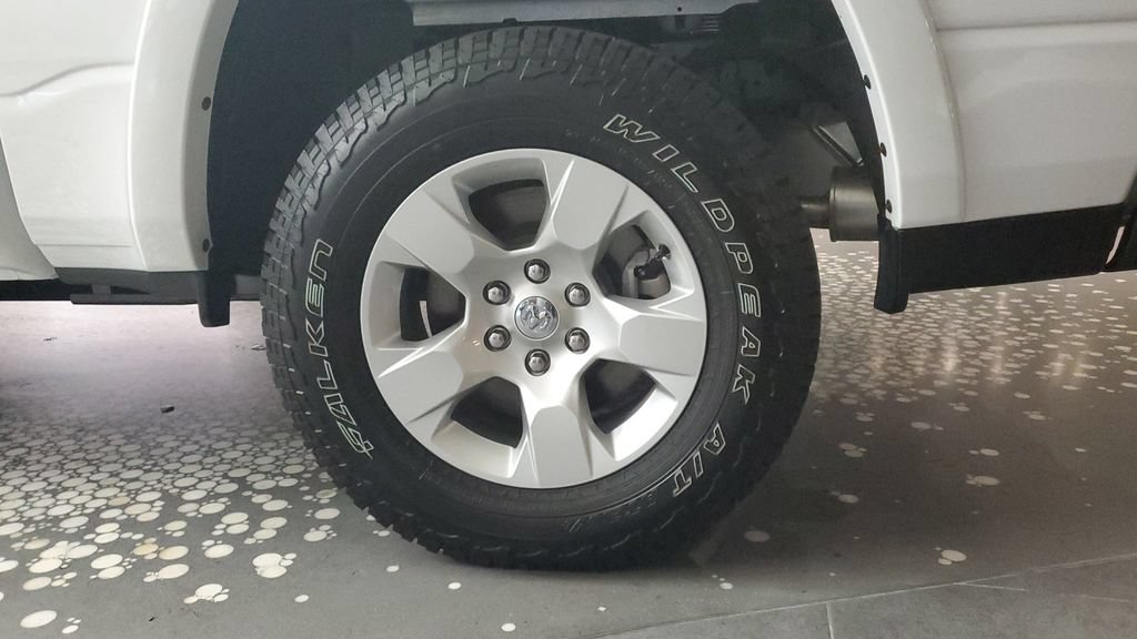 Used 2026 RAM 1500 Big Horn AWD/4WD image 6
