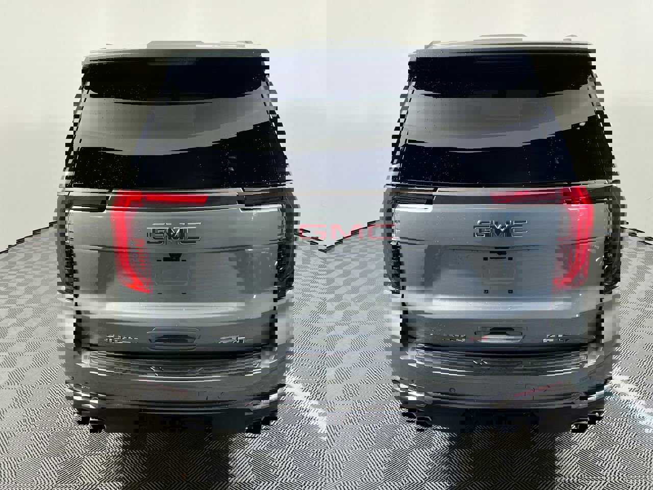 Used 2025 GMC Yukon AT4 Ultimate image 4