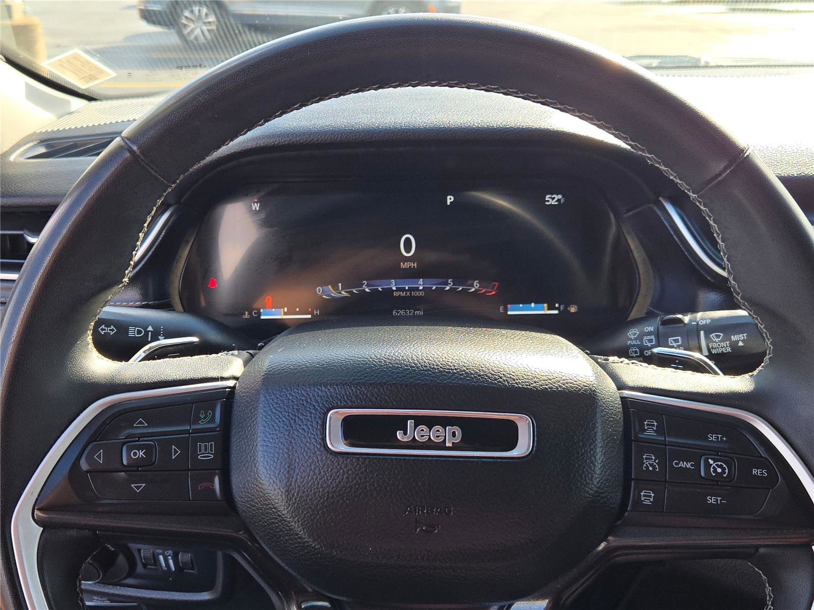 Certified 2023 Jeep Grand Cherokee L Laredo image 35