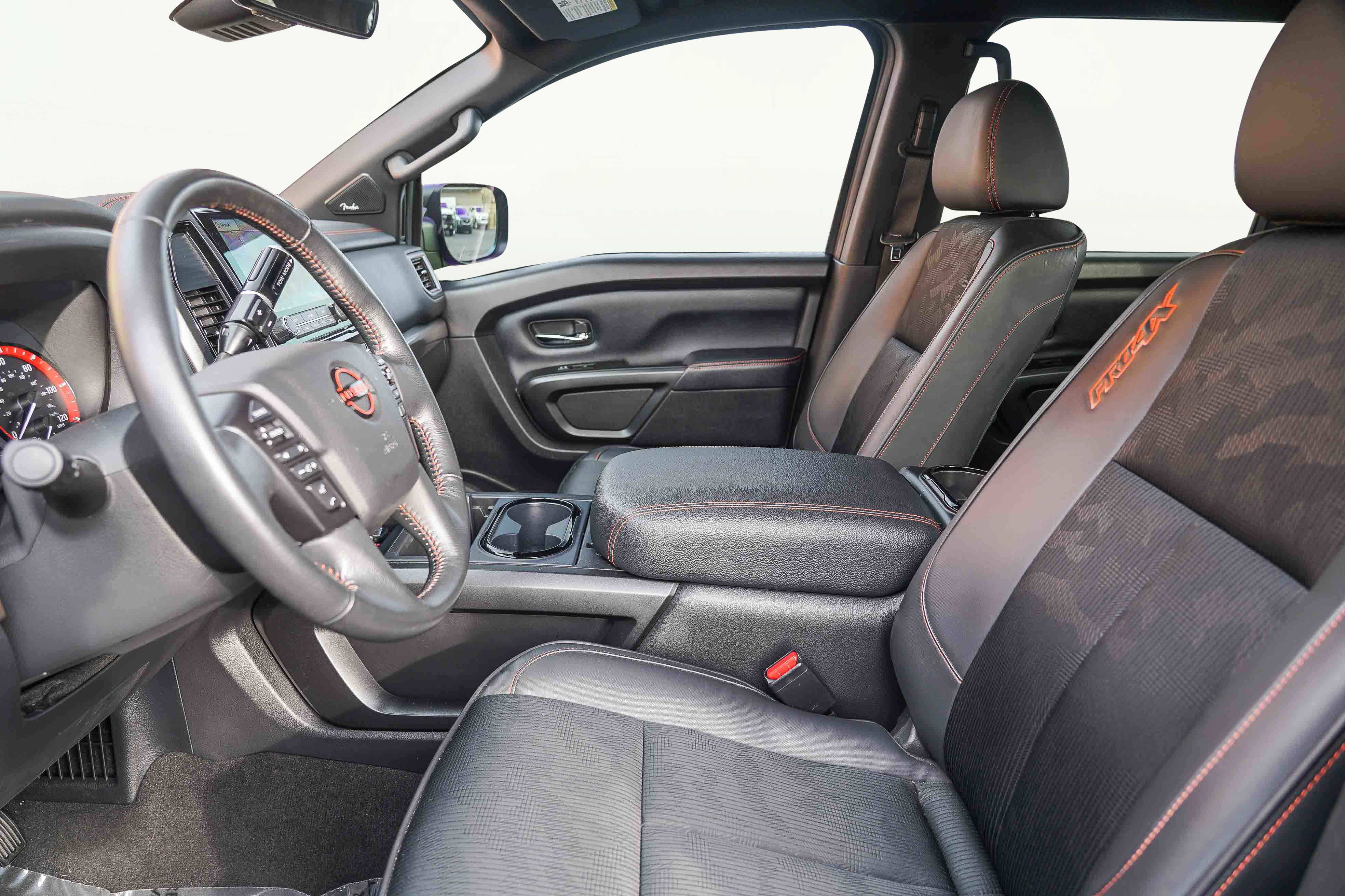 Used 2024 Nissan Titan PRO-4X w/ Pro-4x Utility Package image 22