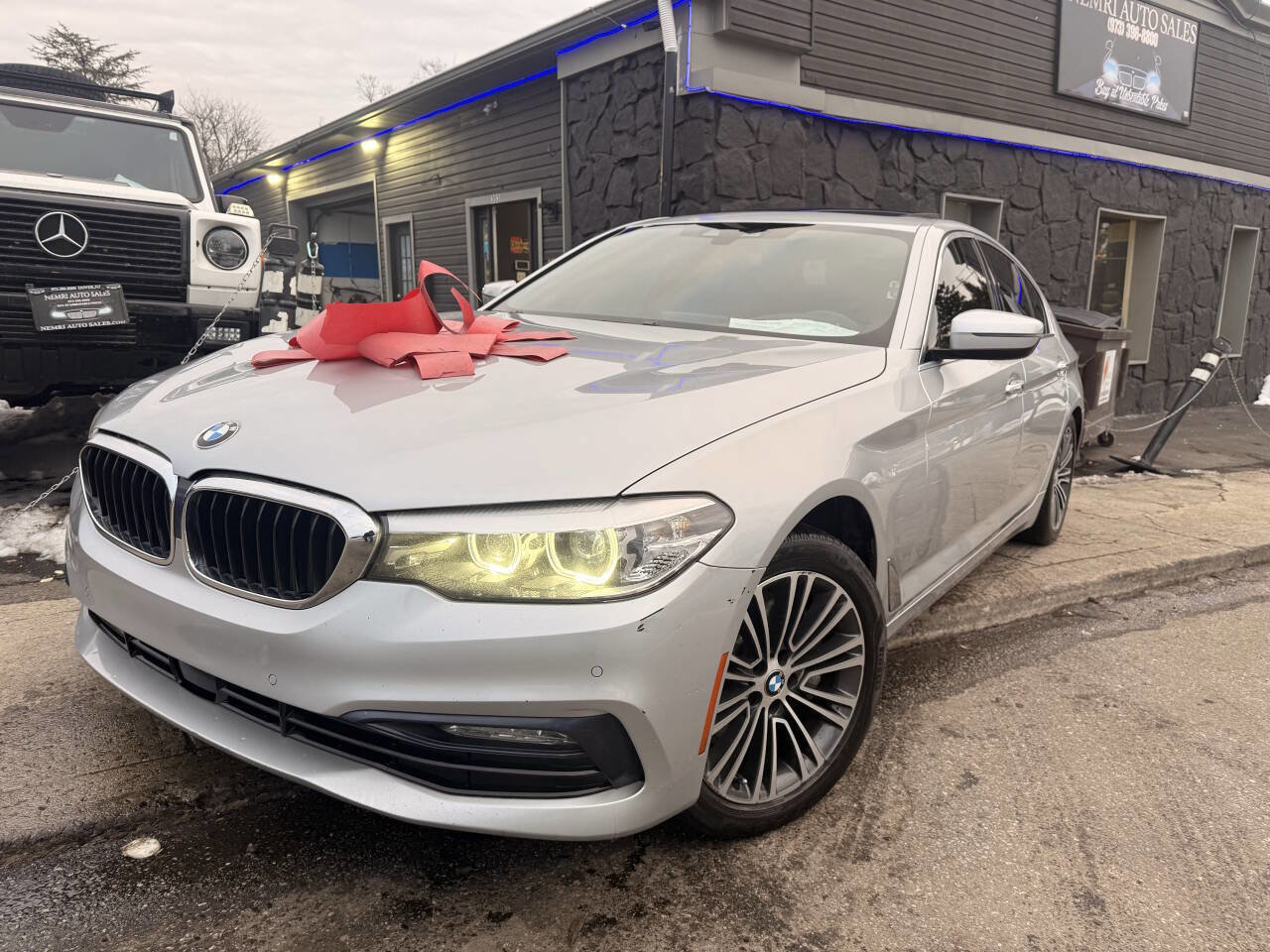 Used 2018 BMW 530i xDrive image 2