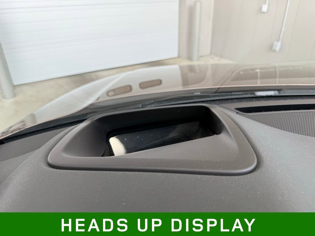 Used 2024 Land Rover Range Rover Evoque S image 10