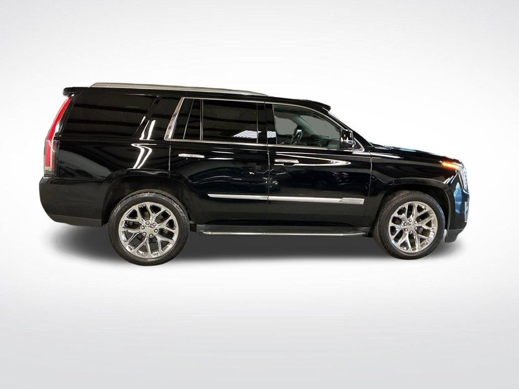 Used 2015 Cadillac Escalade Luxury AWD/4WD image 7
