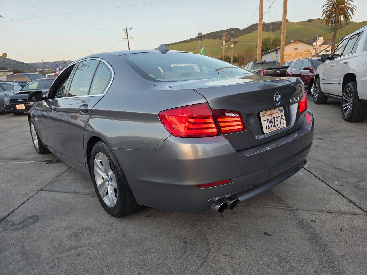 Used 2011 BMW 528i Sedan image 7