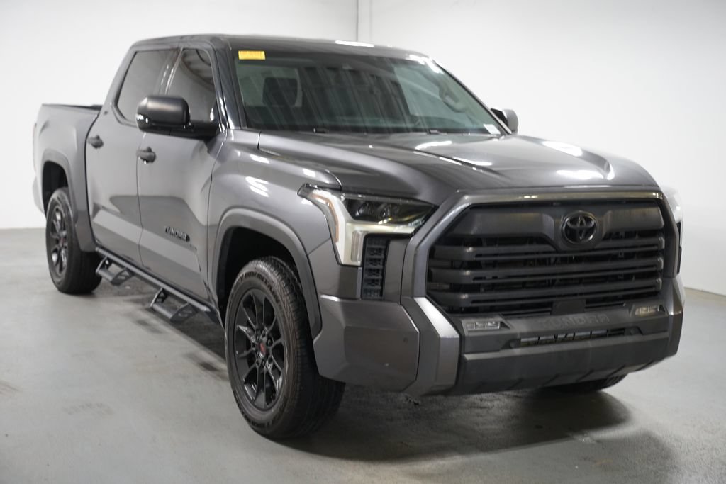 Used 2023 Toyota Tundra SR5 w/ SR5 Convenience Package AWD/4WD image 3