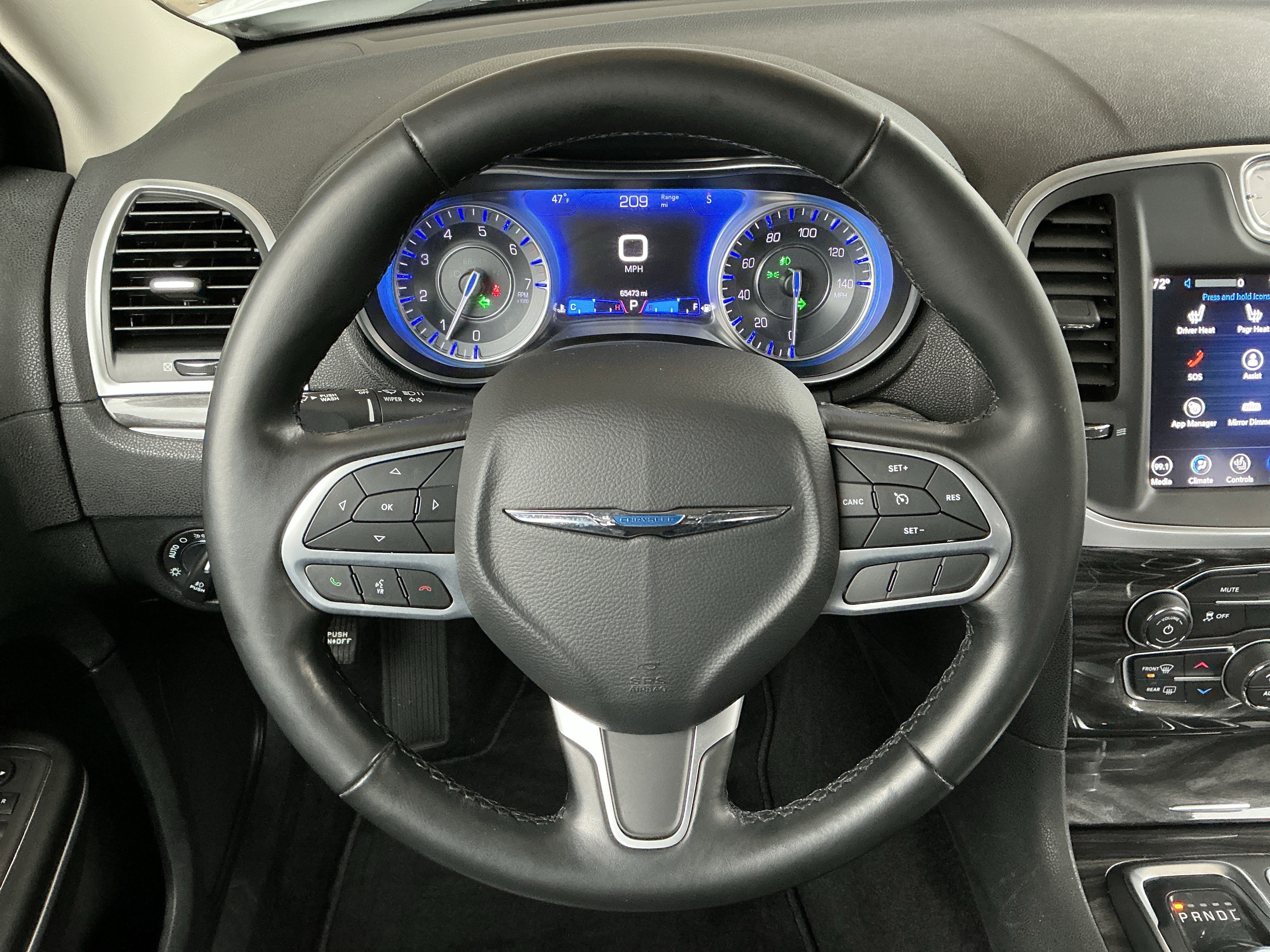 Used 2021 Chrysler 300 Touring L image 5