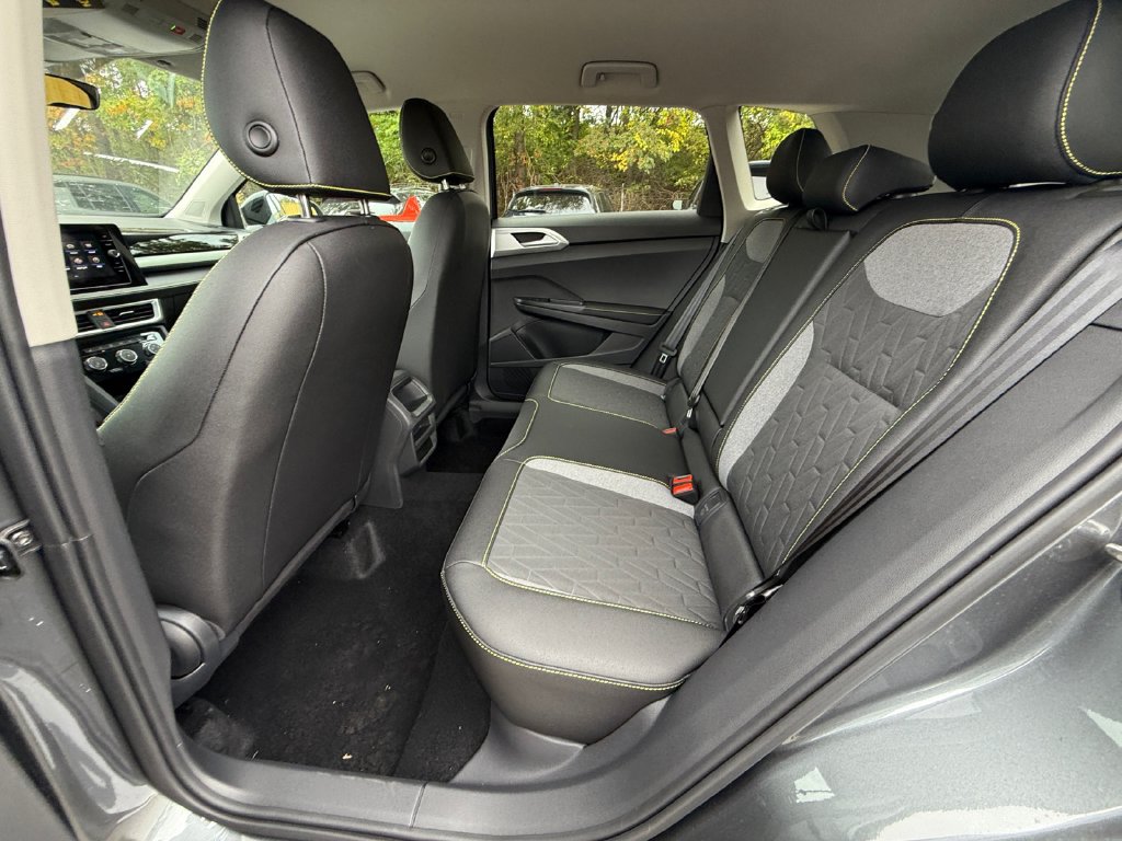New 2027 Volkswagen Taos Sport AWD/4WD image 21