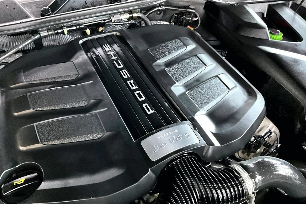 Used 2016 Porsche Cayenne S AWD/4WD image 33
