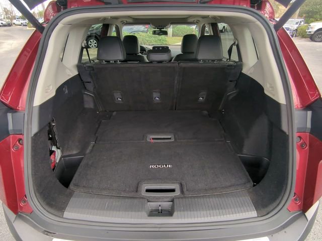 Used 2023 Nissan Rogue SL w/ SL Premium Package image 14