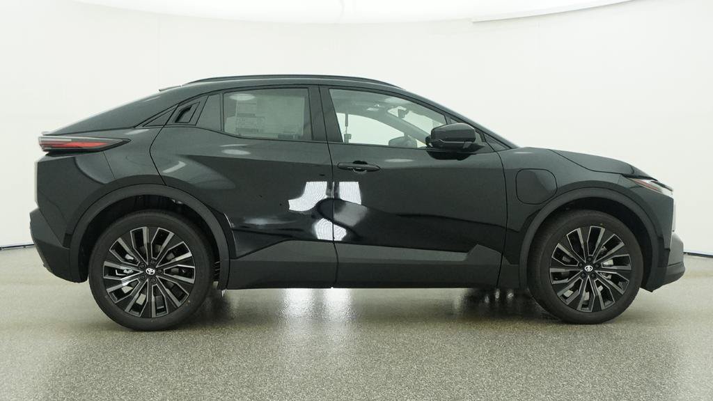 New 2026 Toyota C-HR AWD/4WD image 22