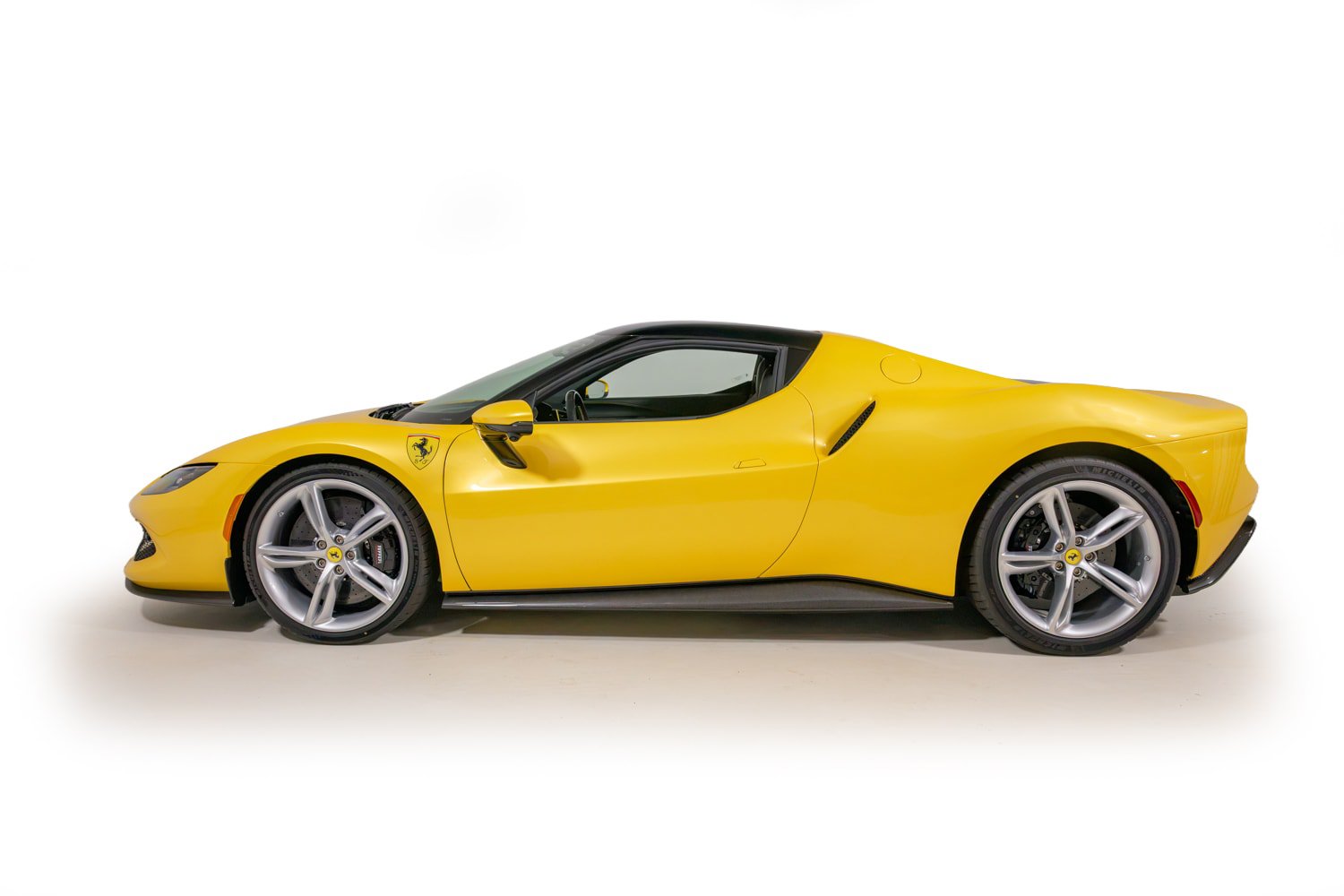 Certified 2025 Ferrari 296 GTB RWD image 3