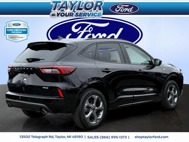 Certified 2024 Ford Escape ST-Line w/ Tech Pack #1 AWD/4WD image 3