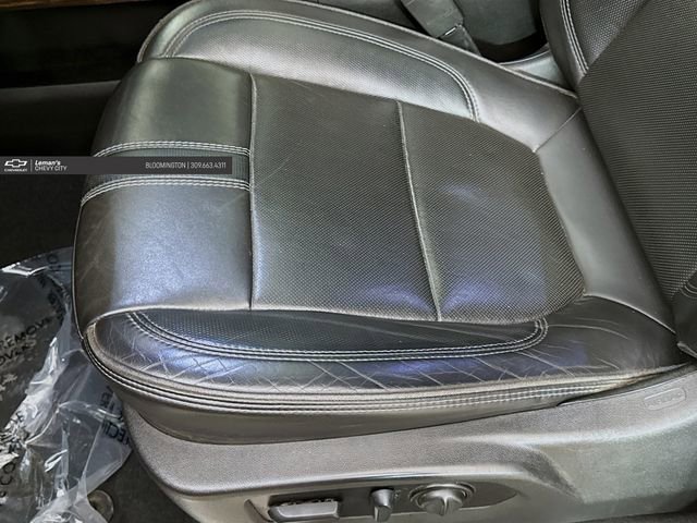 Used 2022 Chevrolet Silverado 1500 High Country w/ Technology Package image 22