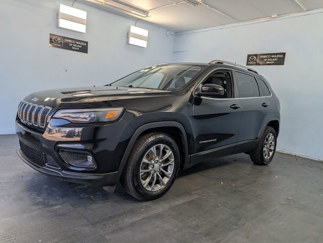 Used 2019 Jeep Cherokee Latitude Plus image 3