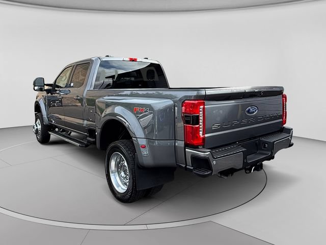 Used 2025 Ford F450 Lariat w/ FX4 Off-Road Package AWD/4WD image 3